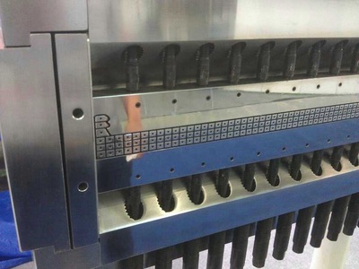 【供應PC中空結(jié)構板模具/PC多層結(jié)構板模具】價格,廠家,圖片,其他塑料機械,上海杰偉機械制造-