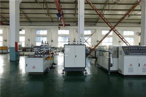 中空格子模板設(shè)備 中空格子板設(shè)備 青島同三塑料機械公司圖片